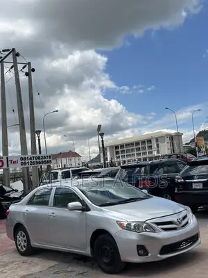 Toyota Corolla 2011 Silver