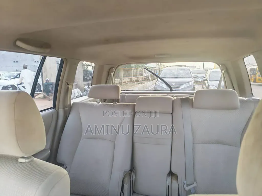 Toyota Highlander 2005 Gold