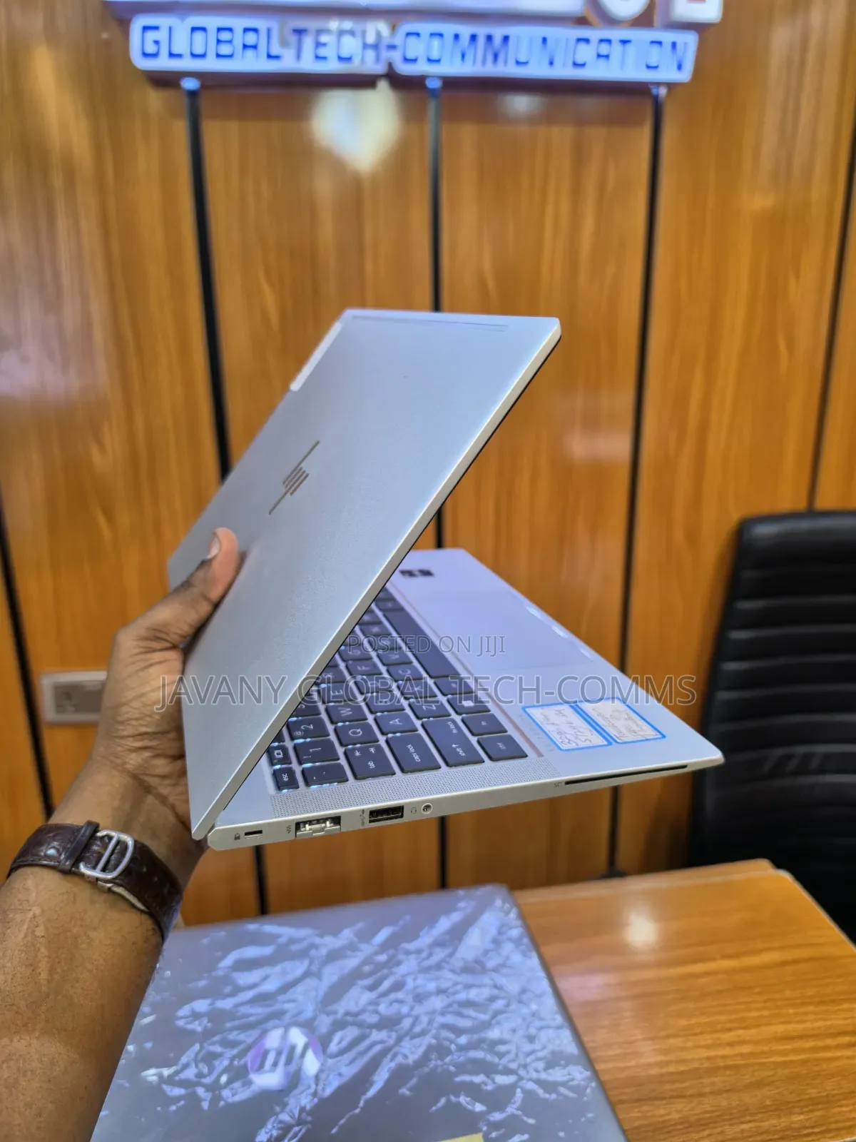 Laptop HP EliteBook 630 G10 32GB Intel Core i7 SSD 512GB