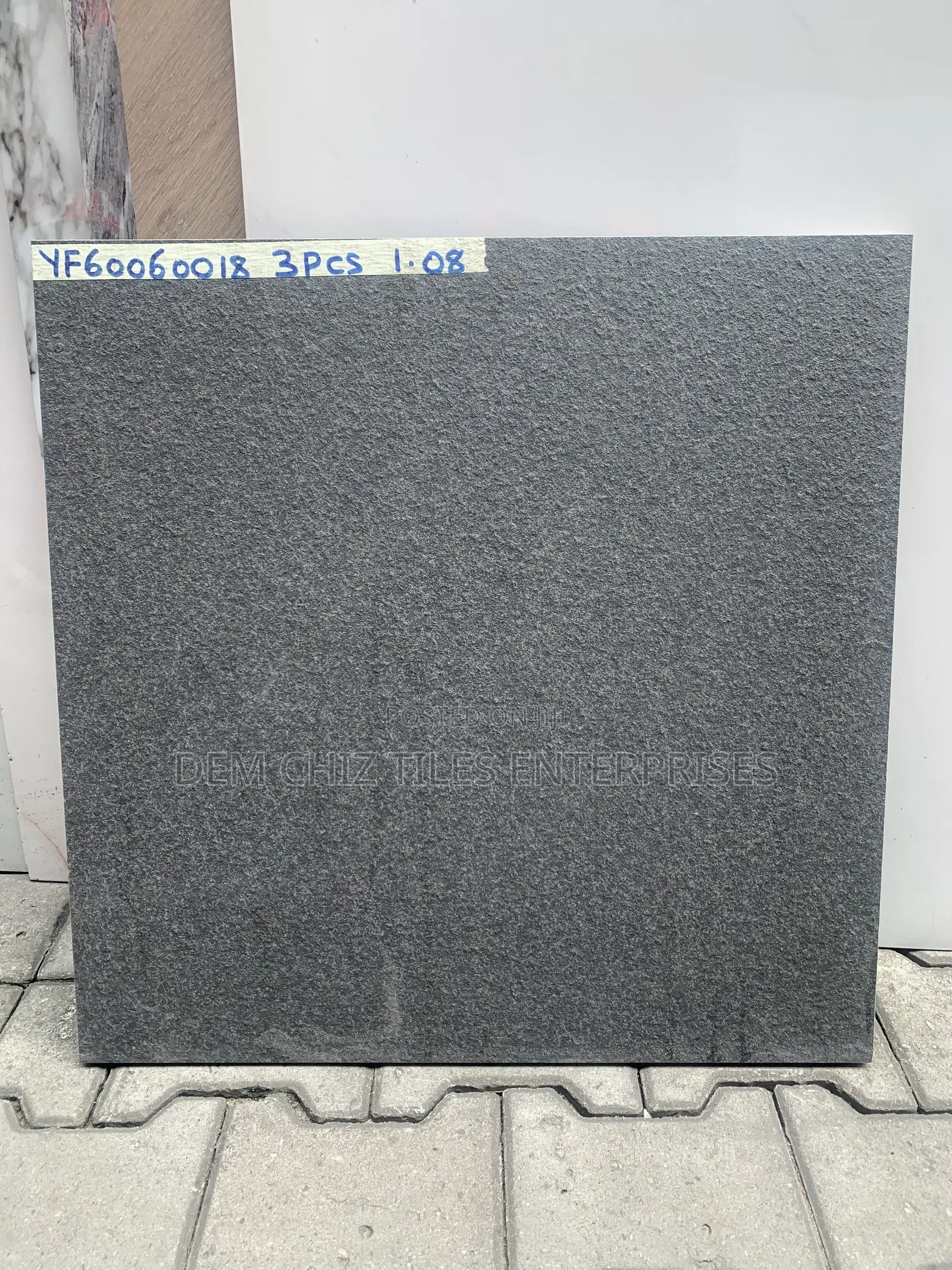 2mm High Graded Quality Tiles for Compound Usage