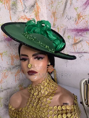 Unique Freeform Facinator