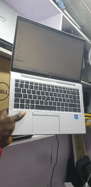 Laptop HP EliteBook 840 G8 8GB Intel Core i5 SSD 256GB