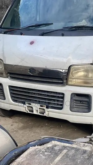 Suzuki Every 2005