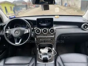 Mercedes-Benz GLC-Class 2017 Black