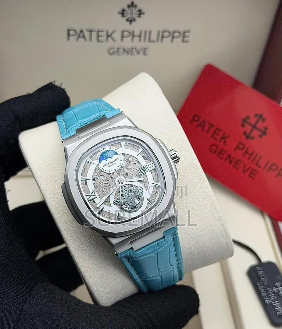 Patek Philippe
Leather Strap
