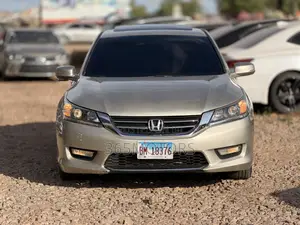 Honda Accord 2013 Gold