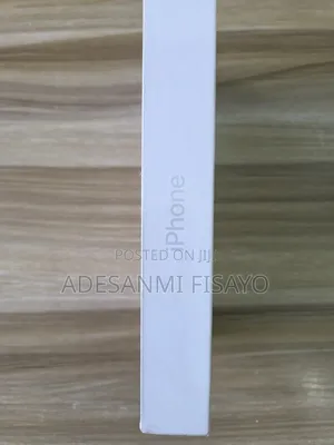 New Apple iPhone 17 256 GB Green