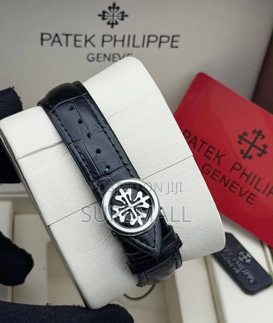 Patek Philippe
Leather Strap