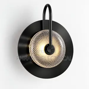 Modern Round Glass Wall Lamp. Black/Gold