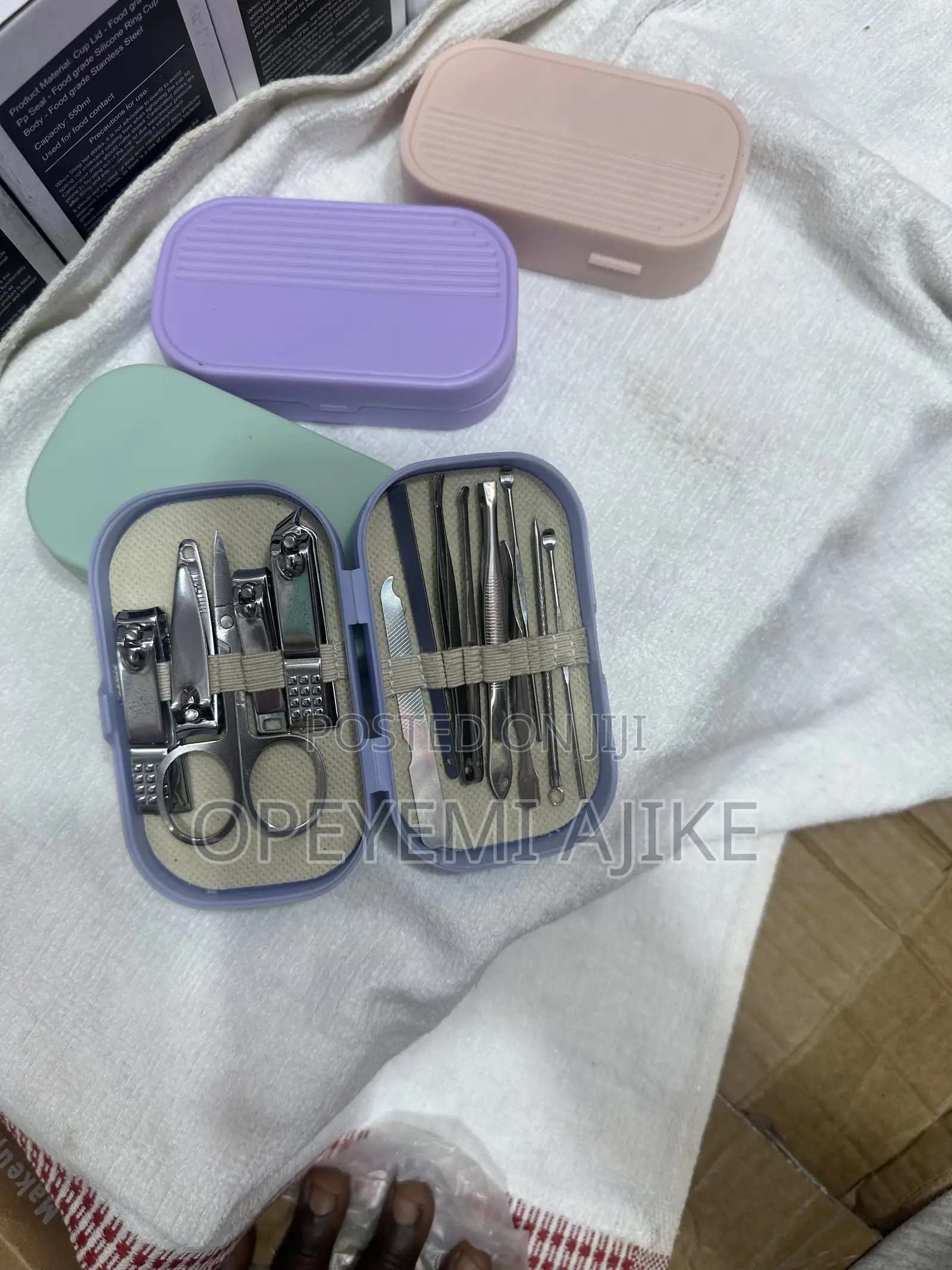 14PIECES MANICURE SETS(Nails Treatment)