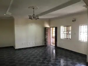 3bdrm Apartment in Gwarinpa for rent