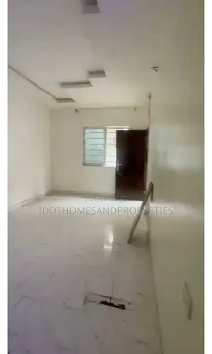 Studio Apartment in Fola Agoro for rent