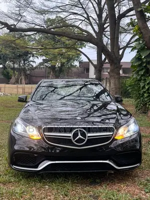 Mercedes-Benz E350 Base 4Matic Sedan AWD (3.5L 6cyl 7A) 2014 Black