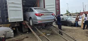 Hyundai Sonata SE 4dr Sedan (2.4L 4cyl 6A) 2015 Gray
