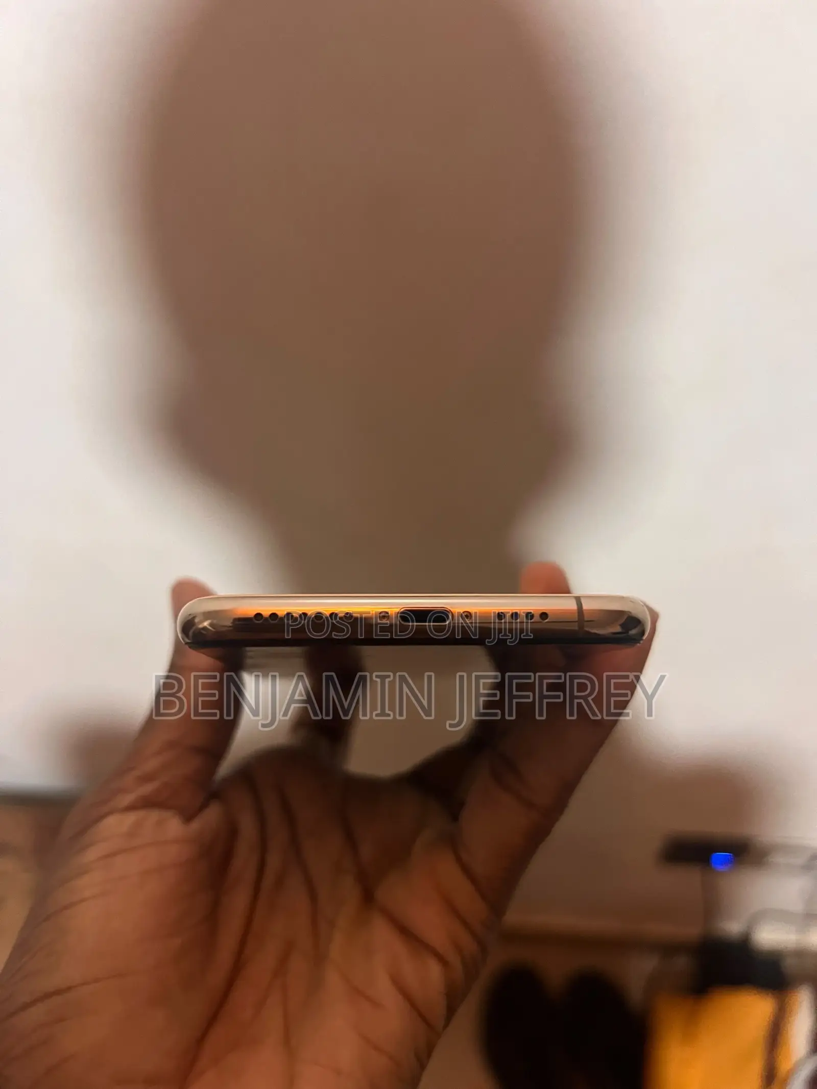 Apple iPhone 11 Pro Max 64 GB Gold