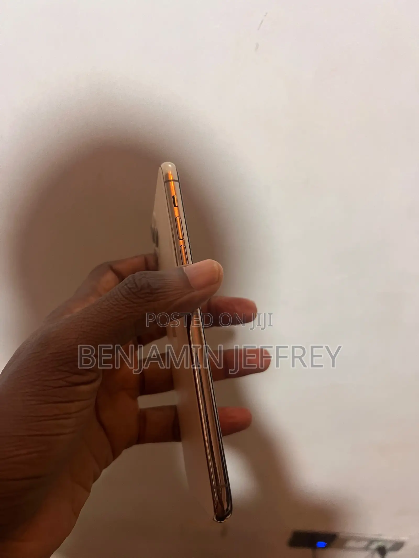 Apple iPhone 11 Pro Max 64 GB Gold