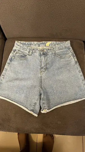 Size 30 Beautiful Short