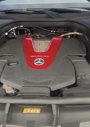 Mercedes-Benz GLC-Class 2018 Brown