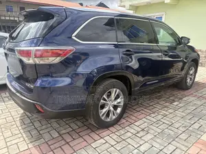 Toyota Highlander 2016 Blue