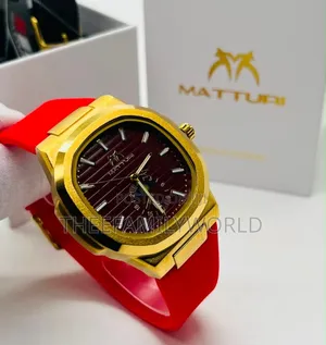 Matturi Black/Gold Rubber Strap On