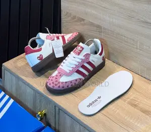 High Quality Unisex Adidas Sneakers