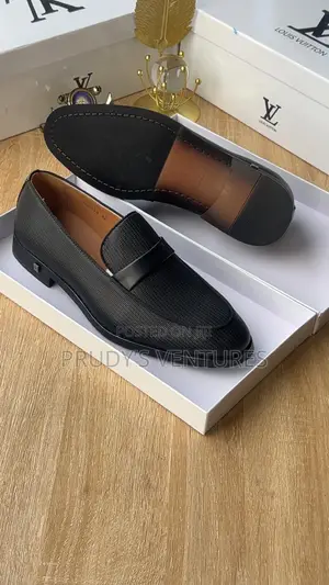 Louis Vuitton Men’s Quality Leather Shoe With Class