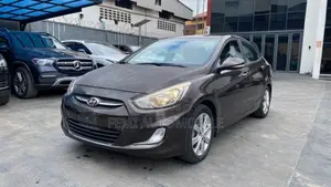 Hyundai Accent 2016 Brown