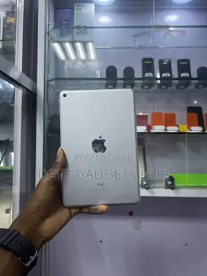 Apple iPad mini 5 (2019) 64 GB Silver
