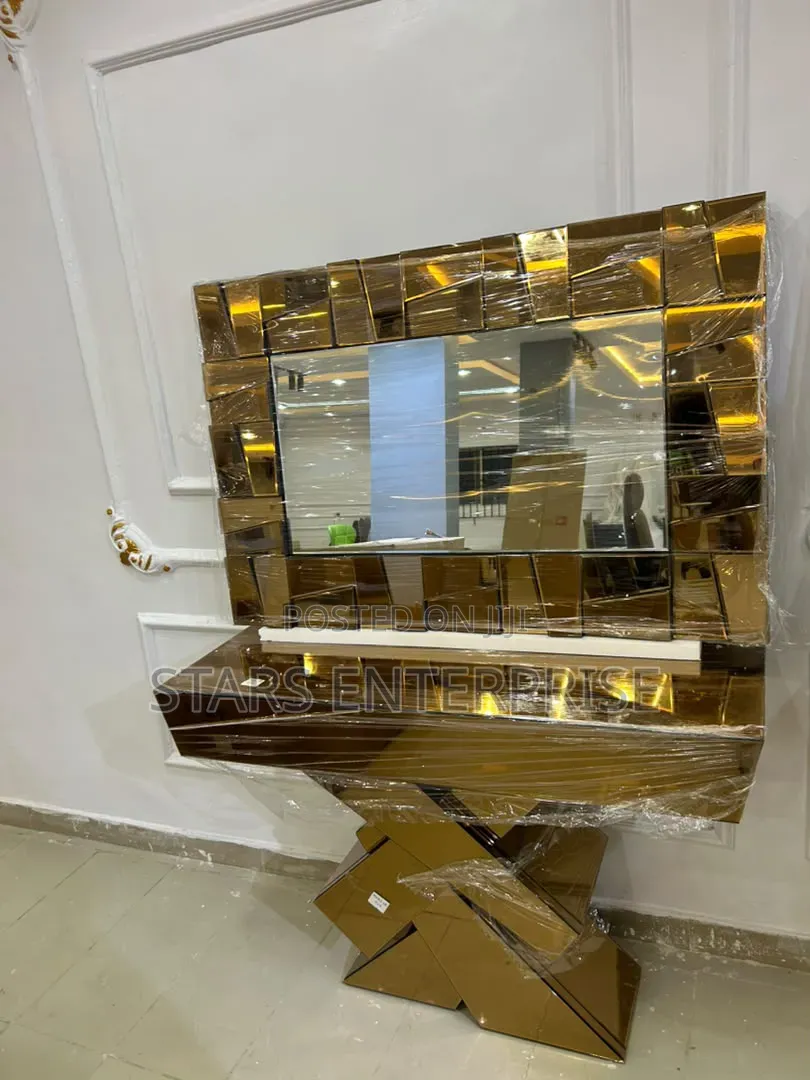 Console Table / Classic Console