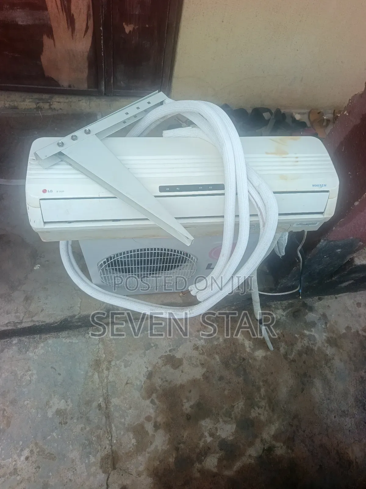 LG 1hp Split Air Conditioner