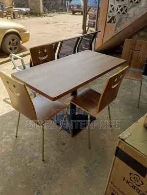 4 Seater Restaurants Set / Event Set