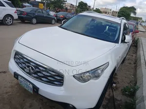 Infiniti FX35 2010 White