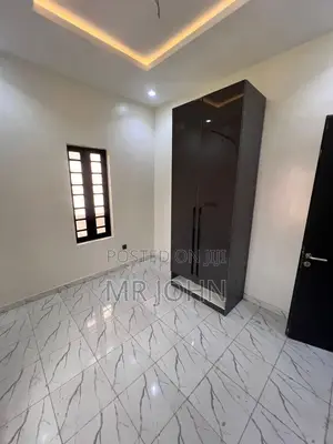 4bdrm House in Orchid Road Owo Pr, Lekki for rent