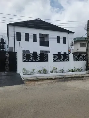 3bdrm Apartment in Phase 1 / Gbagada for sale