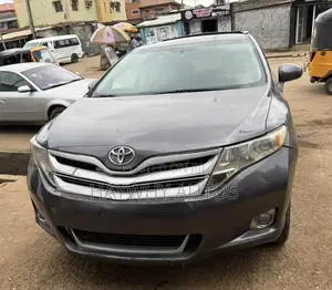 Toyota Venza V6 2010 Gray