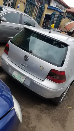 Volkswagen Golf 2004 Silver