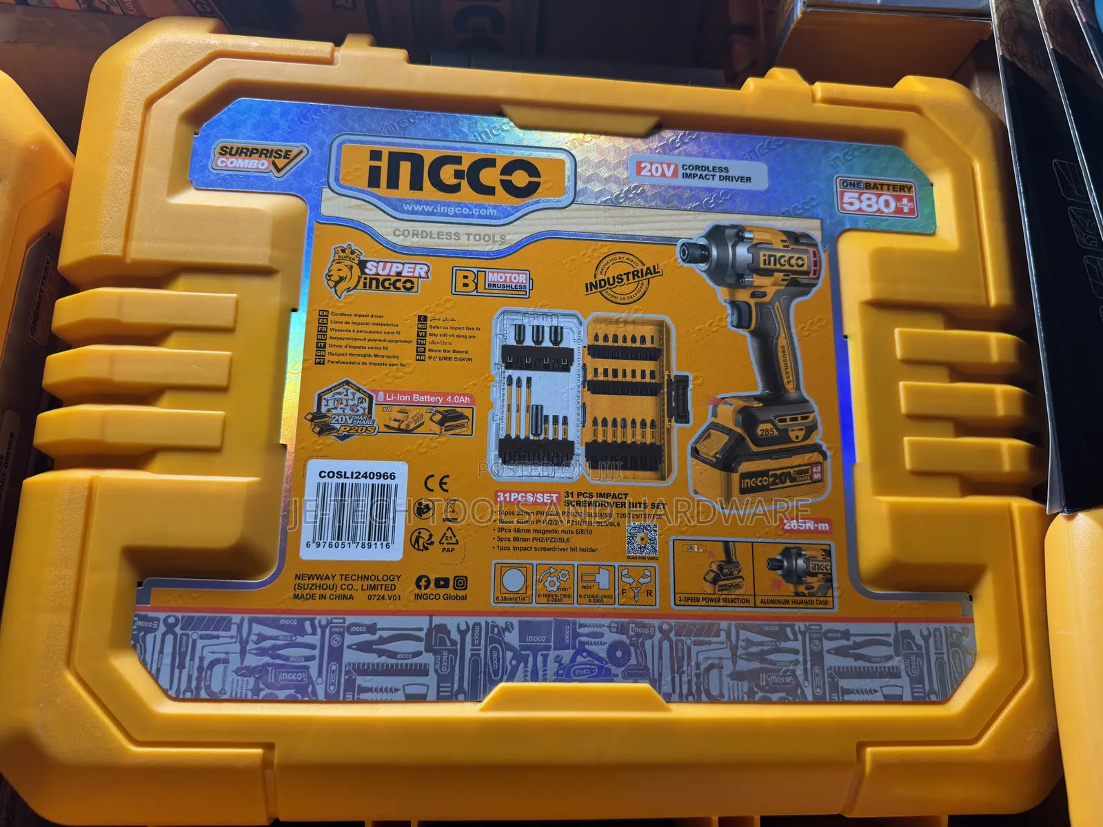 20V Lithium-Ion Cordless Impact Driver/Wrench Combo Kit