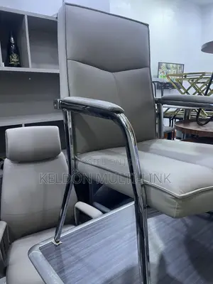Officr Visitors Chair
