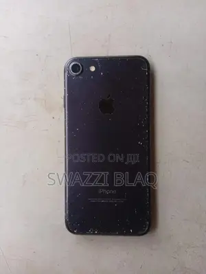 Apple iPhone 7 32 GB Black