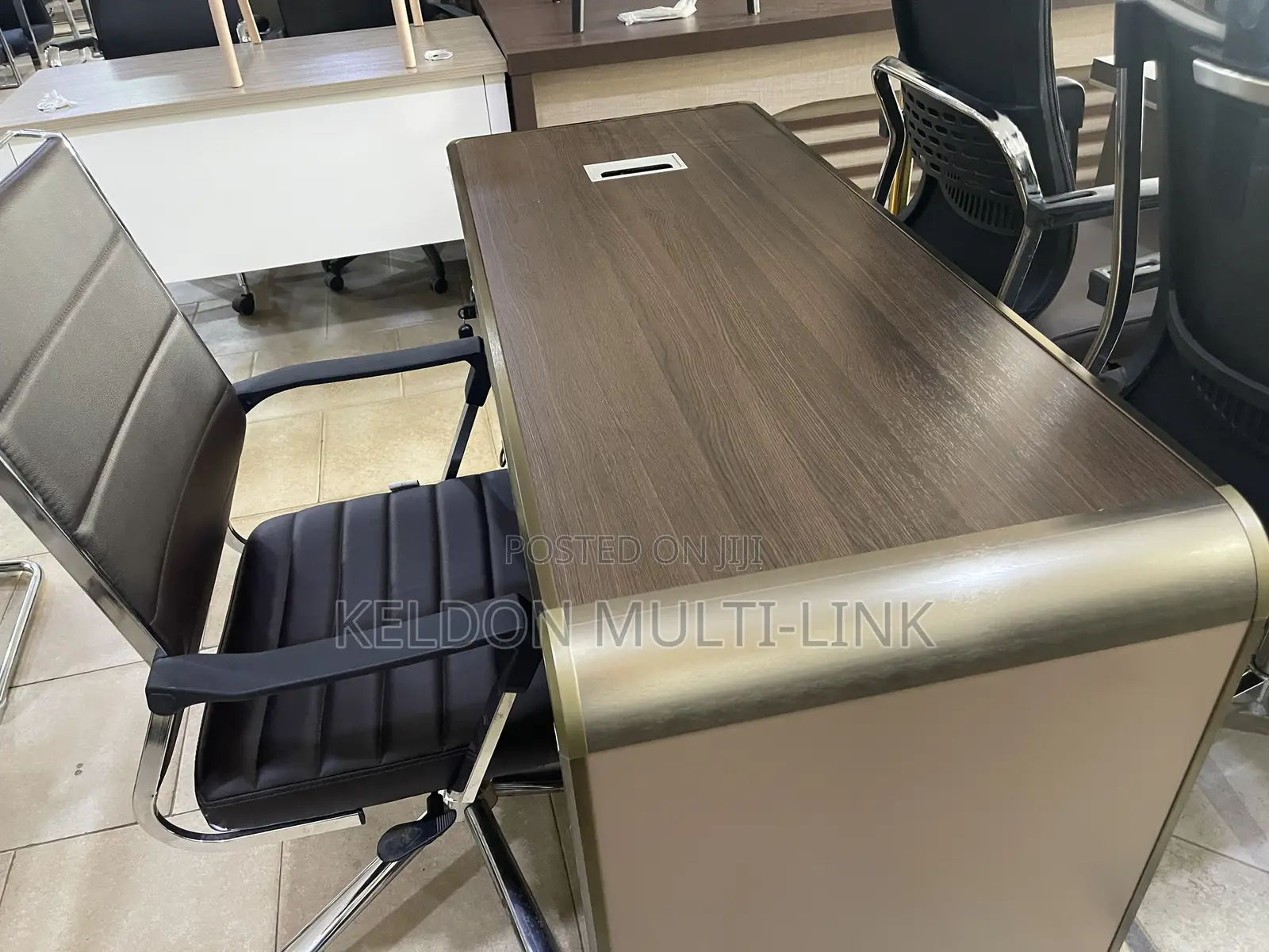 Curved Side Office Table