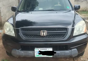 Honda Pilot 2005 Black