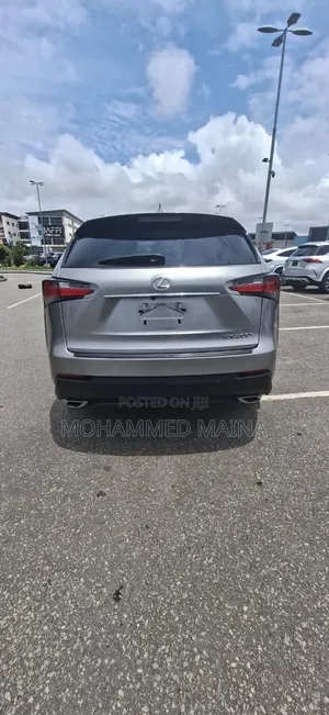 Lexus NX 2017 Silver