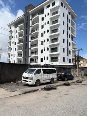 3bdrm Apartment in Ikate Owo Pr, Lekki for rent