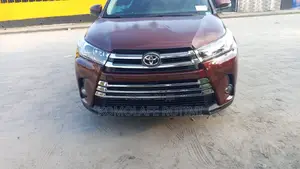 Toyota Highlander Limited 4x2 V6 (3.5L 6cyl 8A) 2018 Burgundy