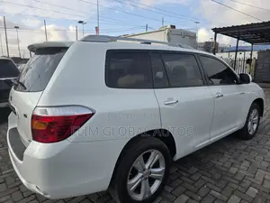 Toyota Highlander Limited 4x4 2009 White