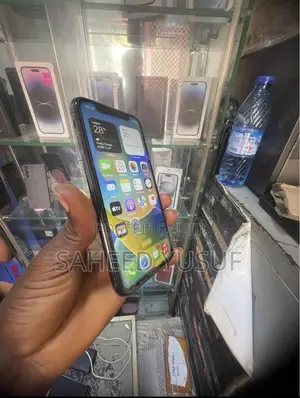 Apple iPhone X 64 GB Black