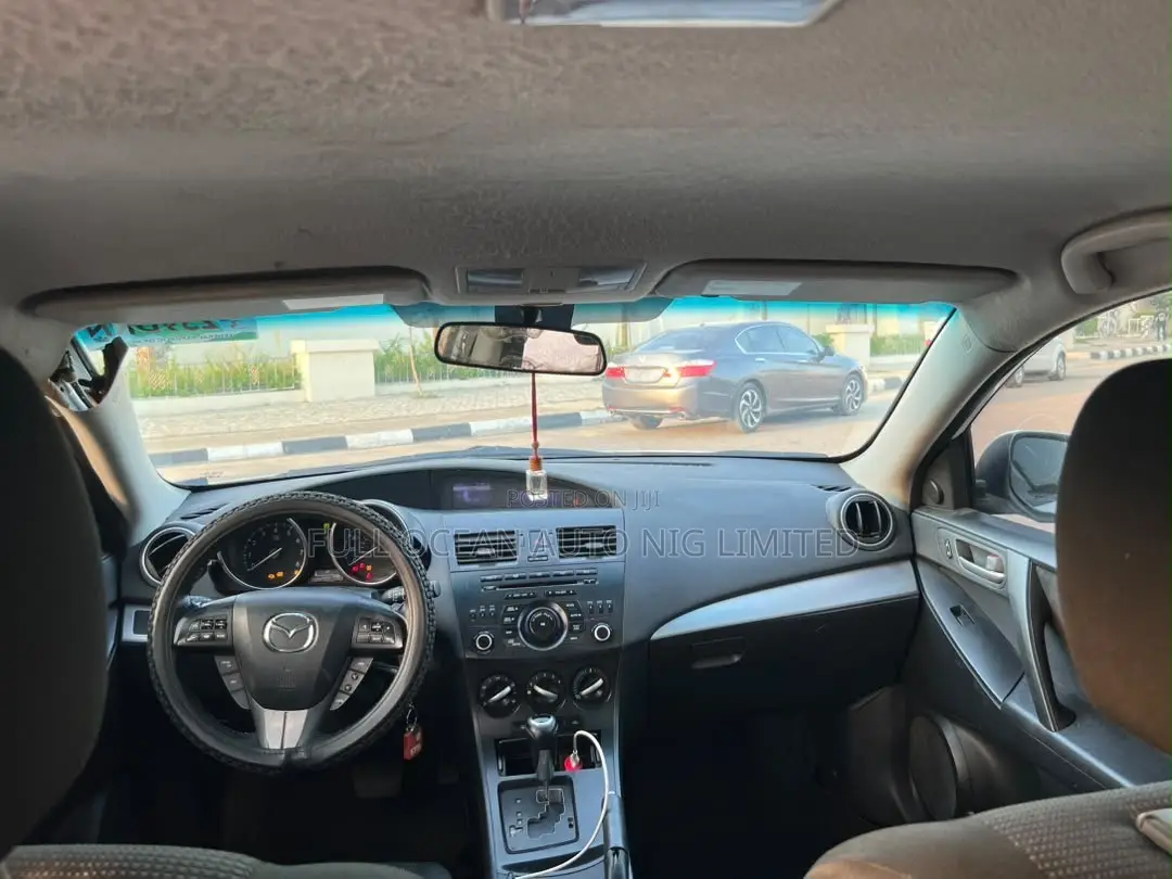 Mazda 3 2012 White