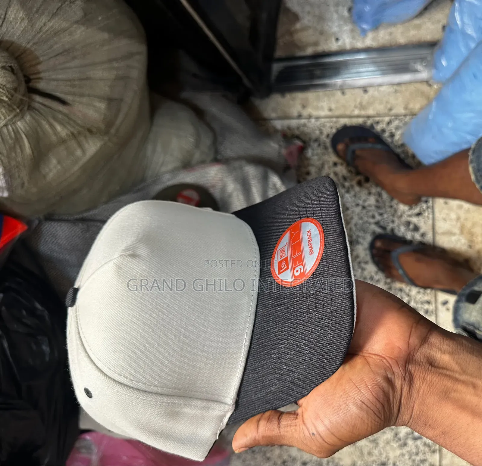 Two Tone Snapback Face Cap