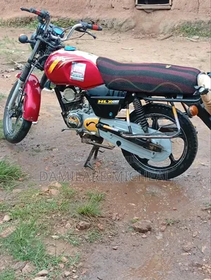 TVS HLX 125 2024 Red