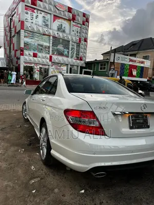 Mercedes-Benz C300 Luxury 4Matic Sedan AWD (3.0L 6cyl 7A) 2012 White